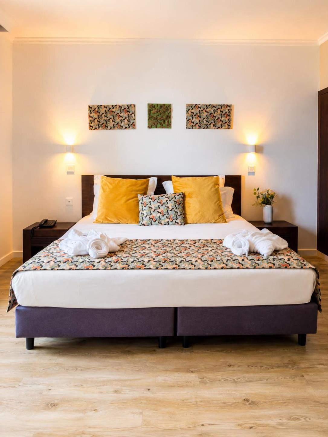 Junior Suite, King Bed