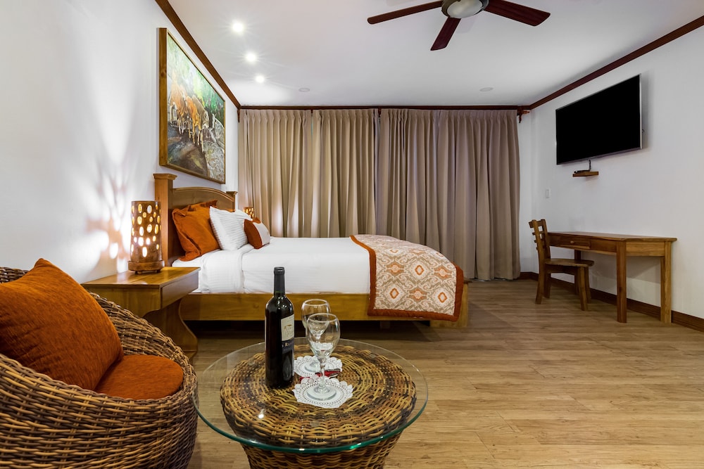 Hacienda Guachipelin Hotel 28/71