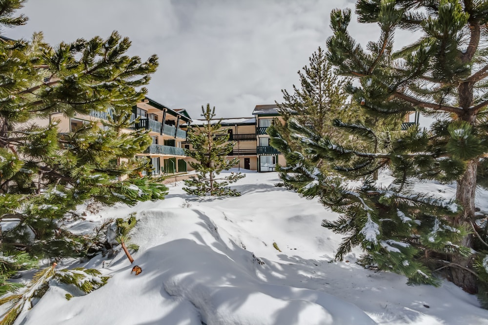 RESIDENCE PIERRE AND VACANCES LE SEQUOIA 39/43