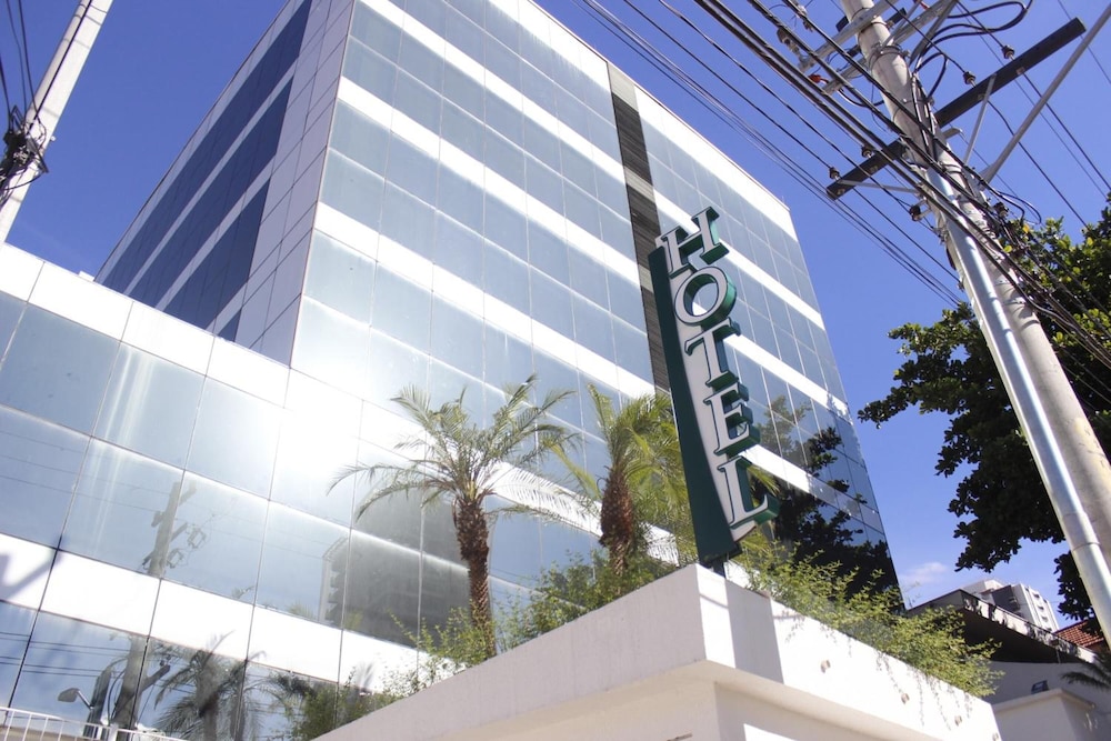 Floresta Hotel 3/18