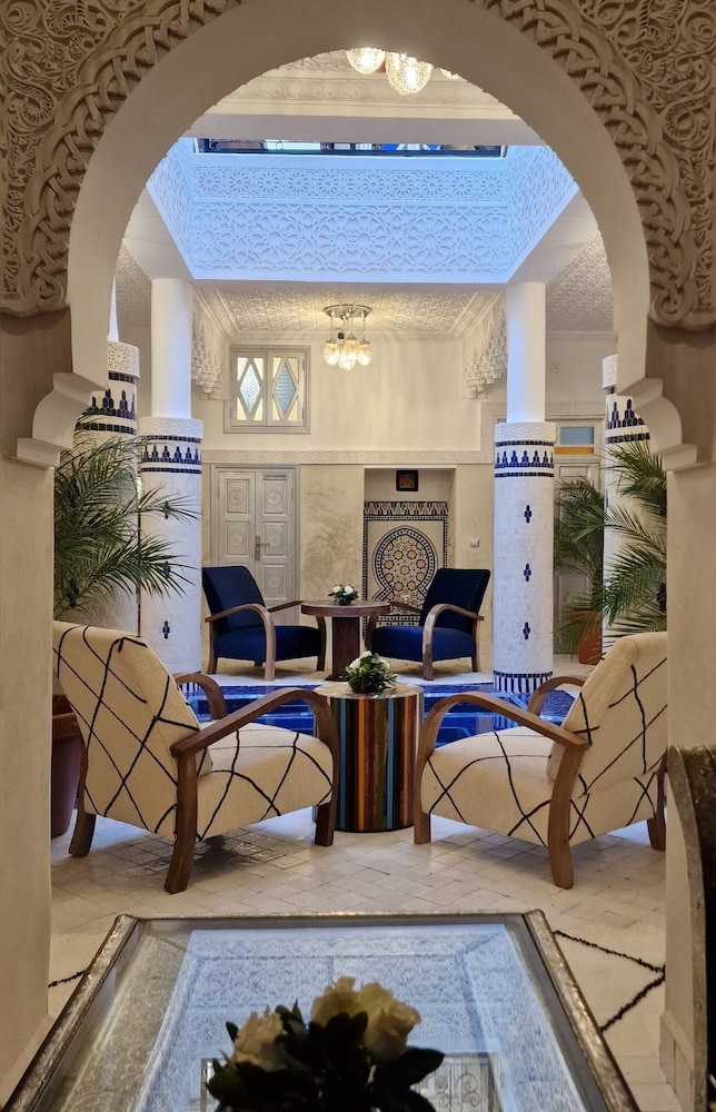 Riad Explore 32/44