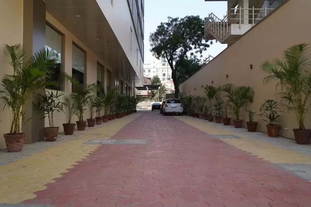 Hotel Jaipur Central 19/21