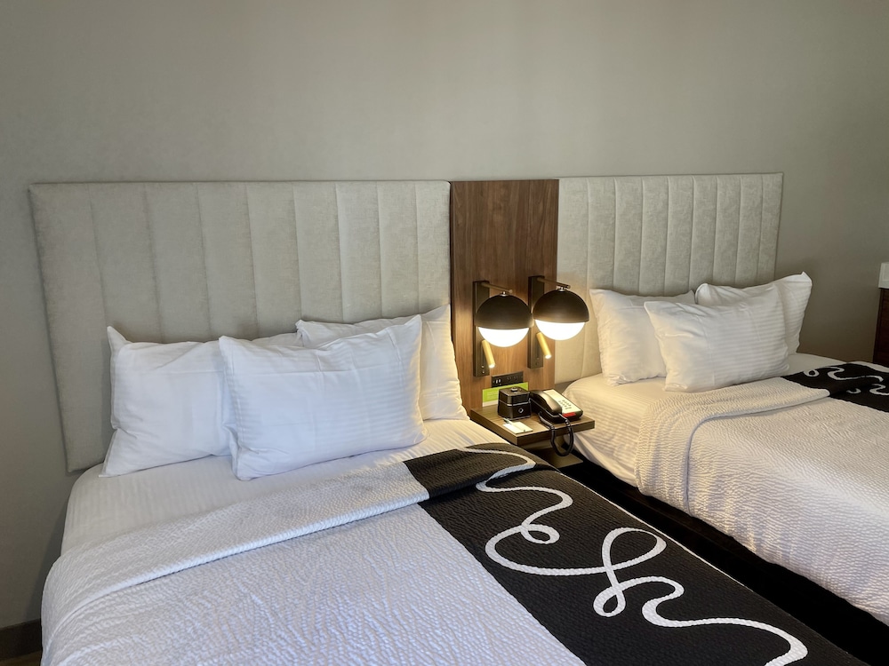 La Quinta Inn And Suites By Wyndham Port Arthur 14/50