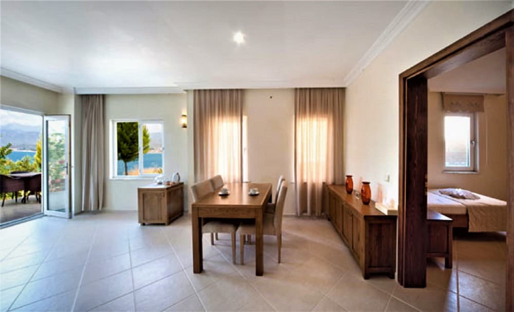 Ece Boutique Hotel 59/85