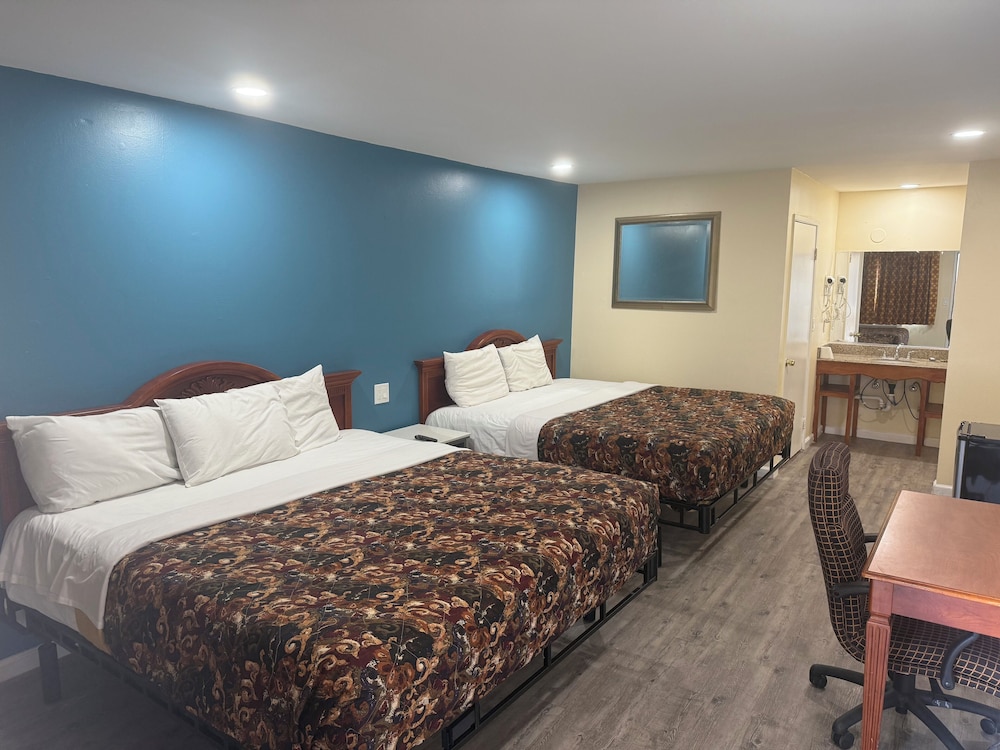 Anaheim National Inn 23/72