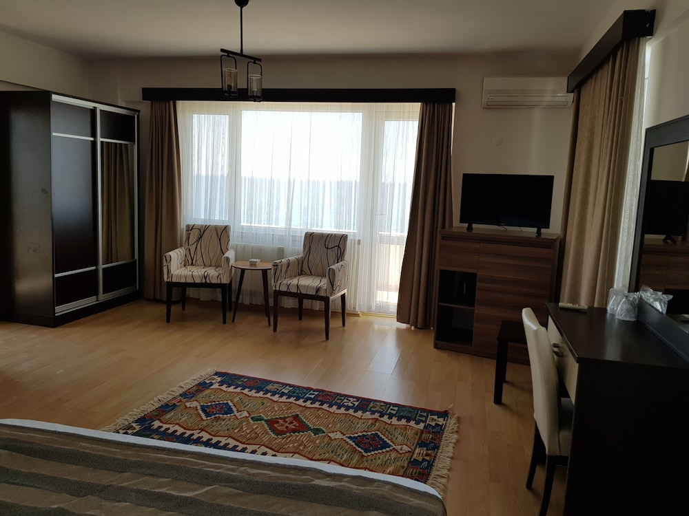Troas Beach Hotel 28/59