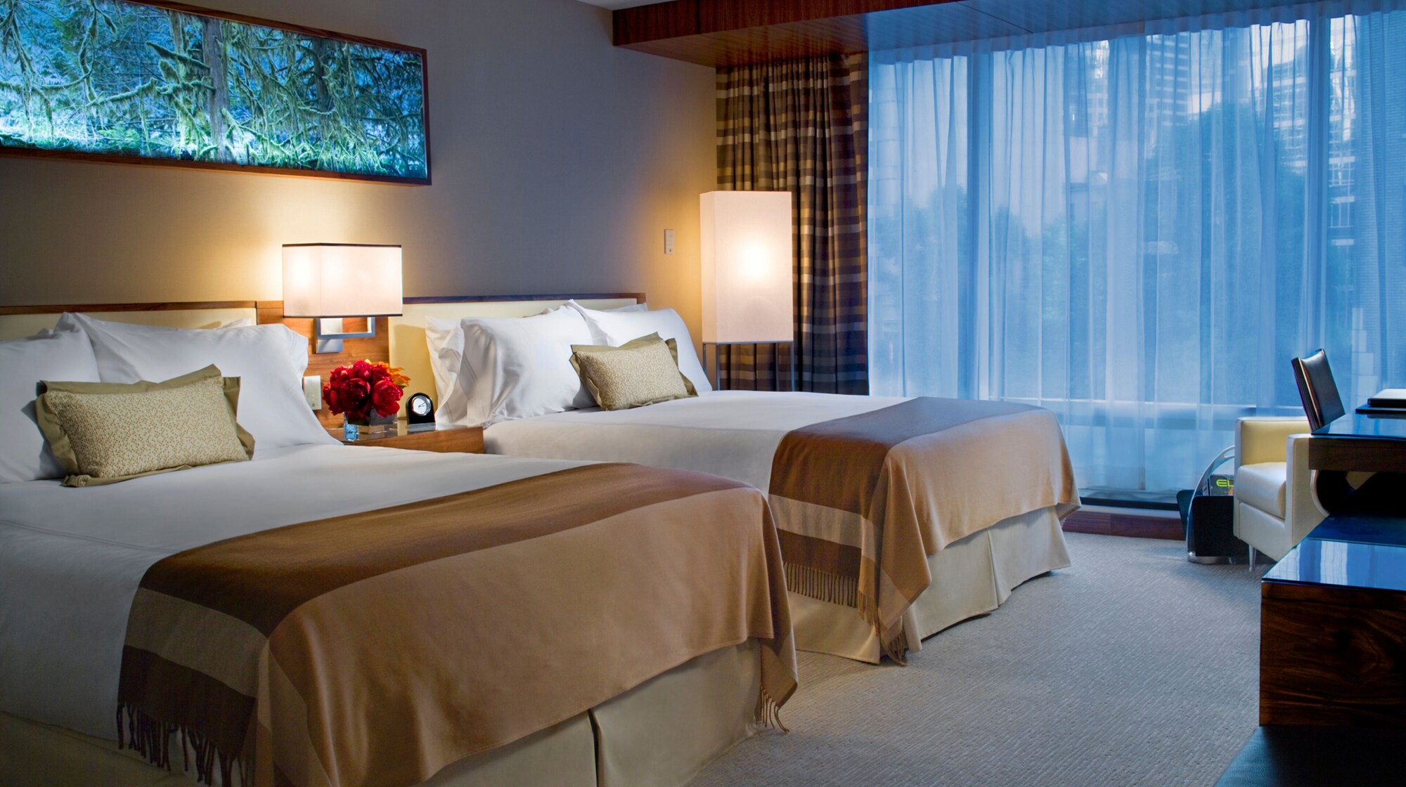 FAIRMONT GOLD, 2 QUEEN BEDS, CITY VIEW