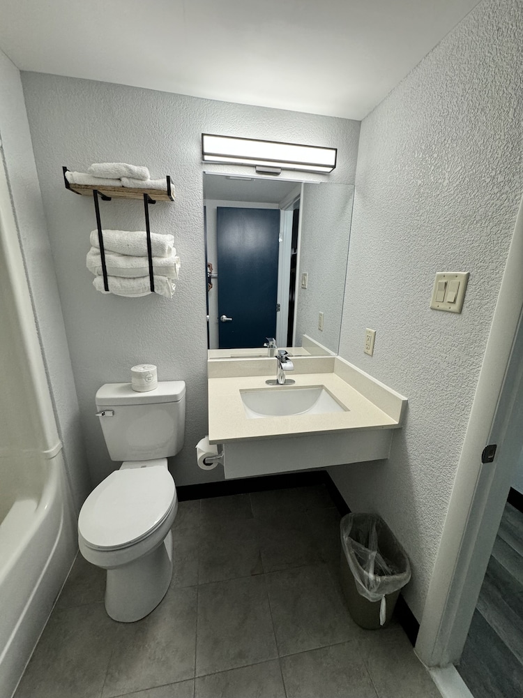 Studio6 Suites East Syracuse, NY - Airport 43/43