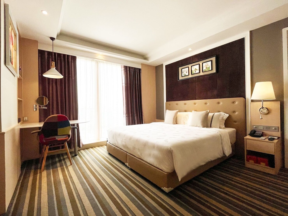The Bazaar Hotel Bangkok 22/77