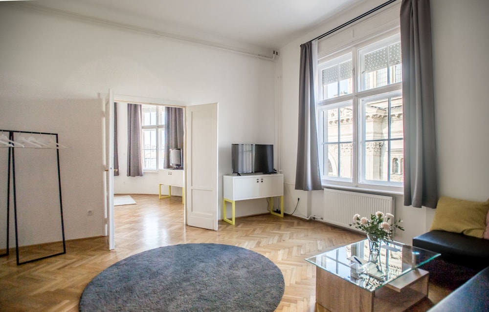 The Magazine Hotel Apartments 49/70