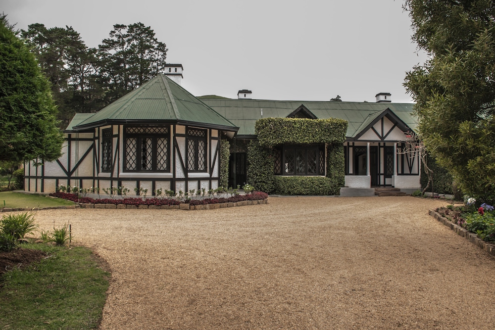 Oliphant Boutique Villa by Amaya 1/28