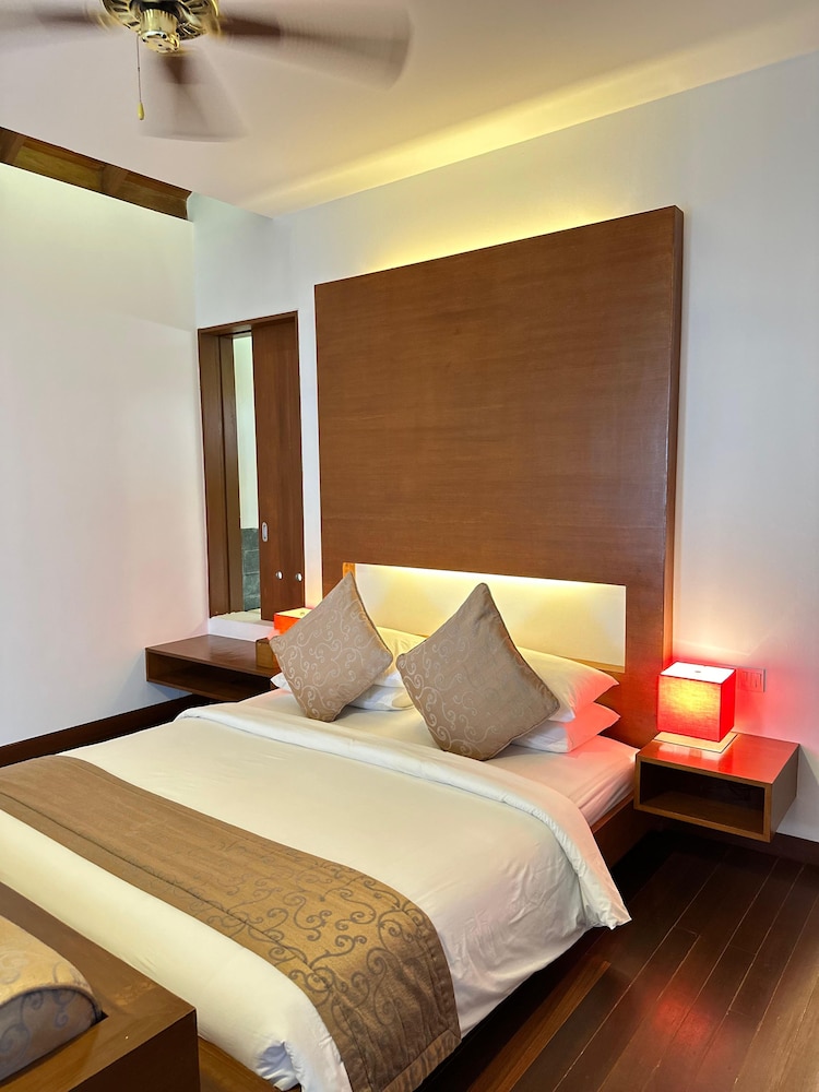 Medhufushi Island Resort 14/96