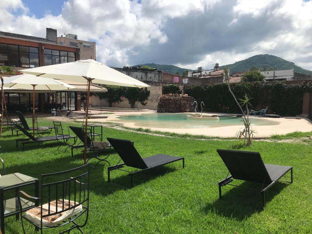 SAMKA HOTEL 45/51