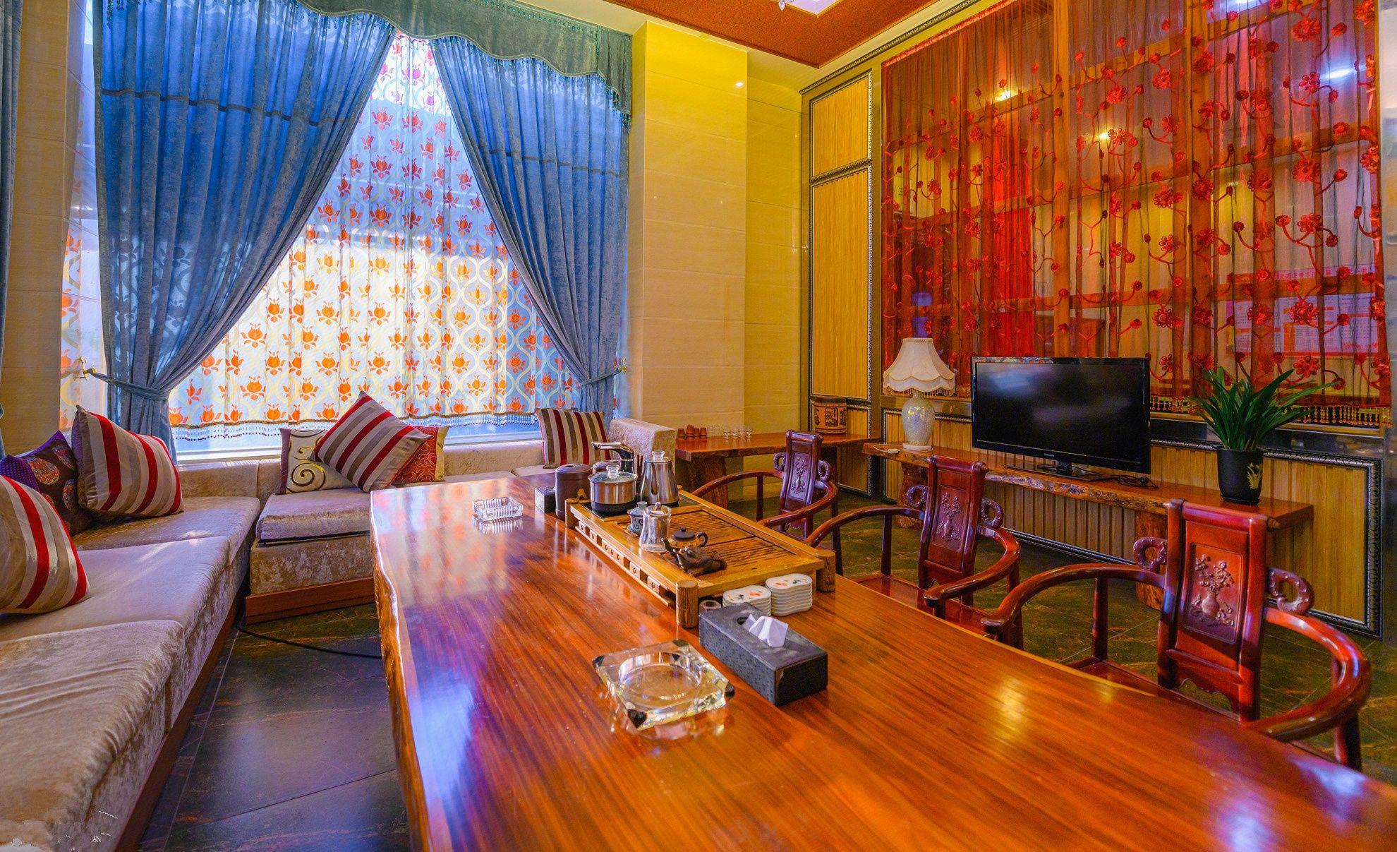 Yangshan Hotel 42/46