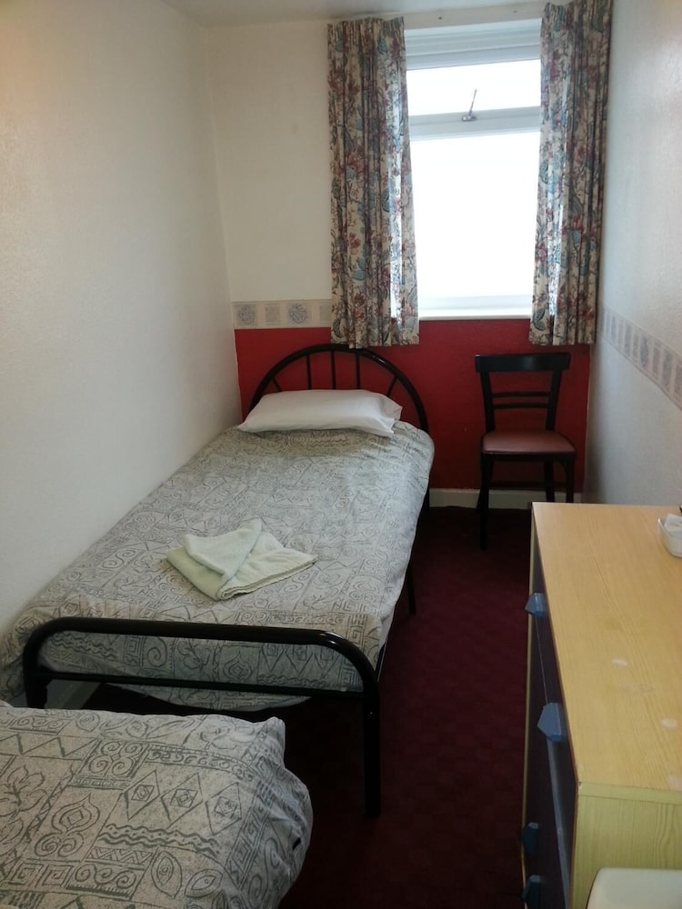 Jesmond International Hotel 25/69