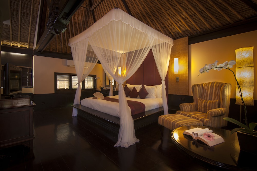 The Royal Beach Seminyak Bali Mgallery Collection 28/49