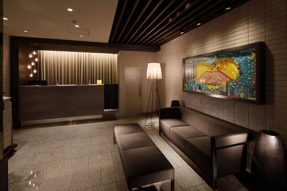 Hotel Gate In Kagoshima 5/68