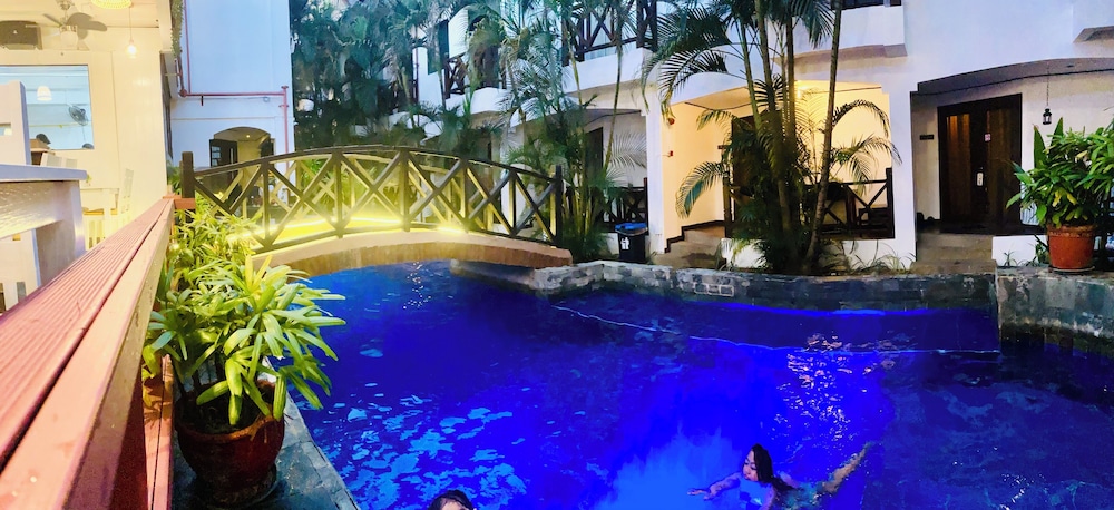 NIRVANA BEACH RESORT 27/50
