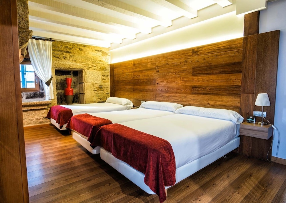 Hotel Alda Bonaval 15/42