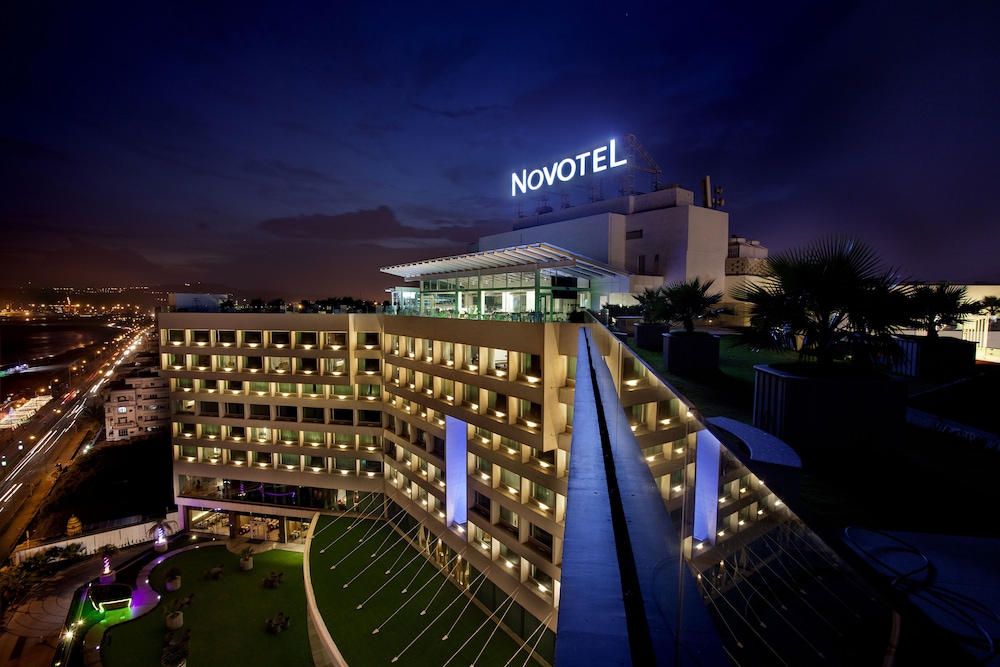 Novotel Visakhapatnam Varun Beach Hotel 1/75