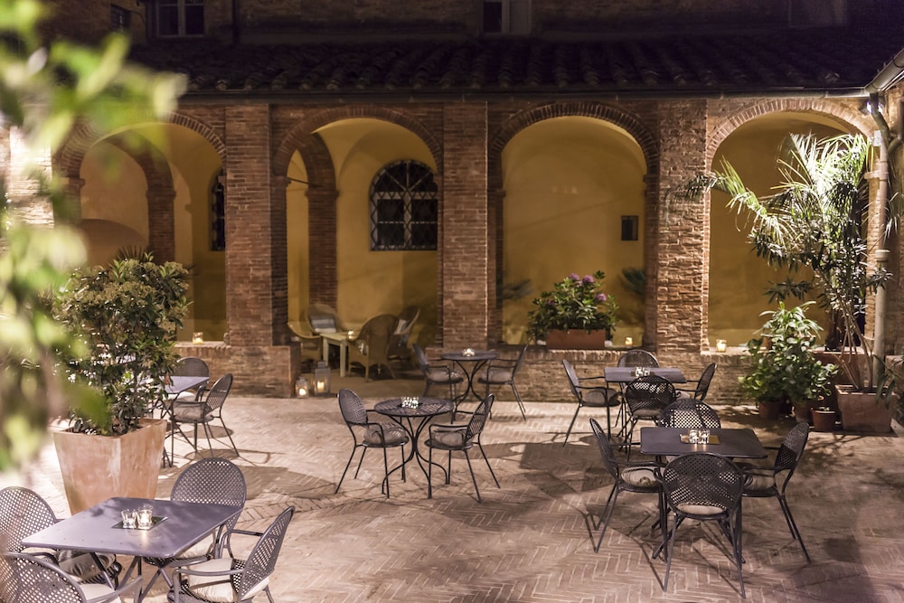IL Chiostro Del Carmine 6/58