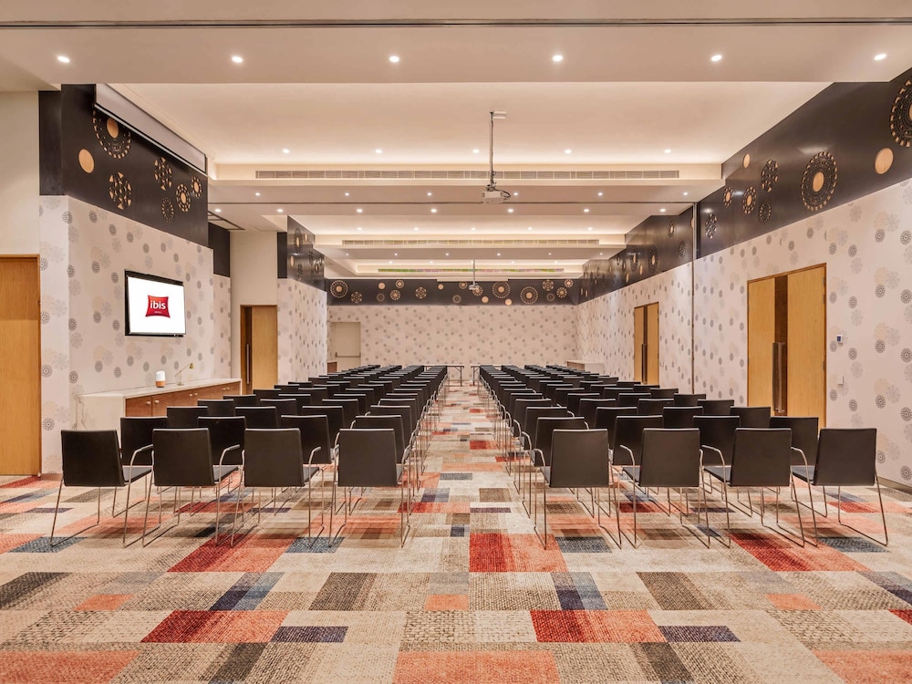 Ibis Kolkata Rajarhat 67/76