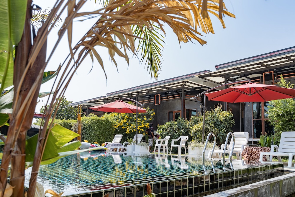The Loft Panwa Resort 8/50