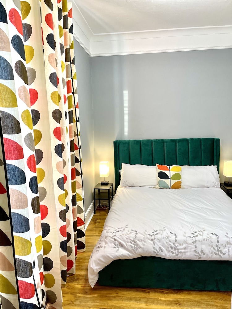 Westbank Hotel - Guest House 8/50