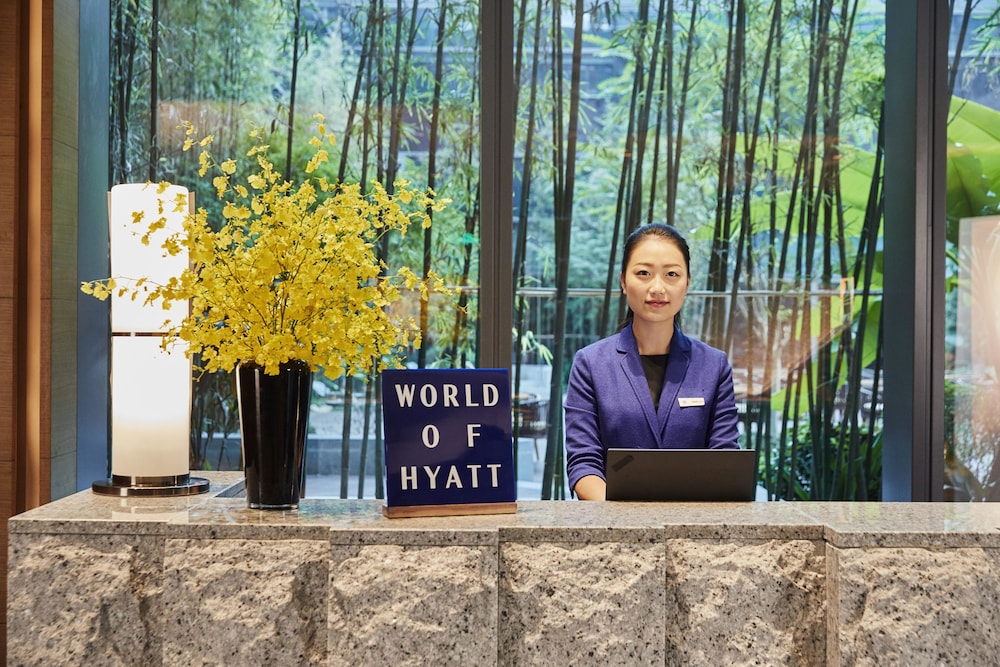 HYATT REGENCY SHANGHAI WUJIAOCHANG 8/75
