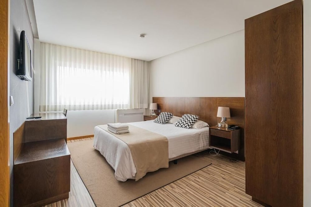 Hotel Farol 7/40