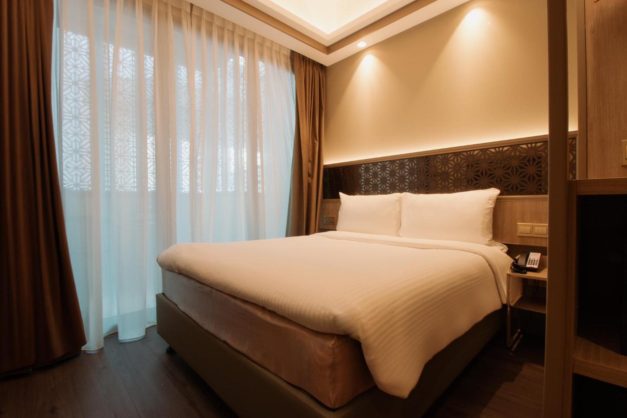 Premier Room