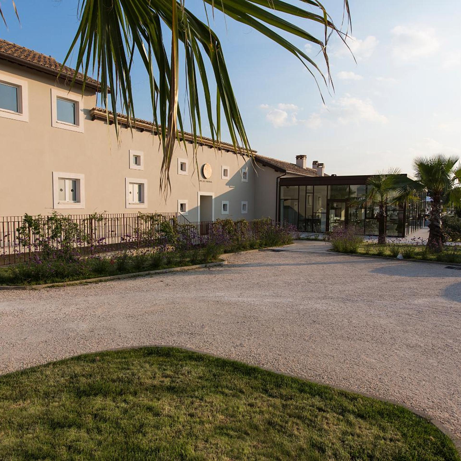 Hotel & Resort Le Colombare 59/64