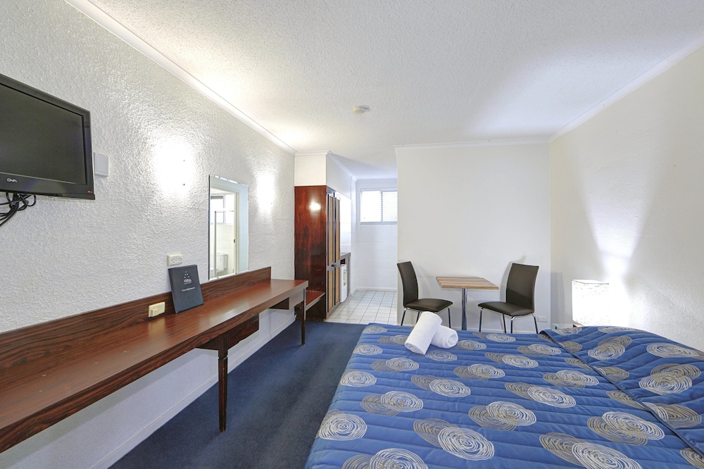 ALEXANDRA PARK MOTOR INN 14/65