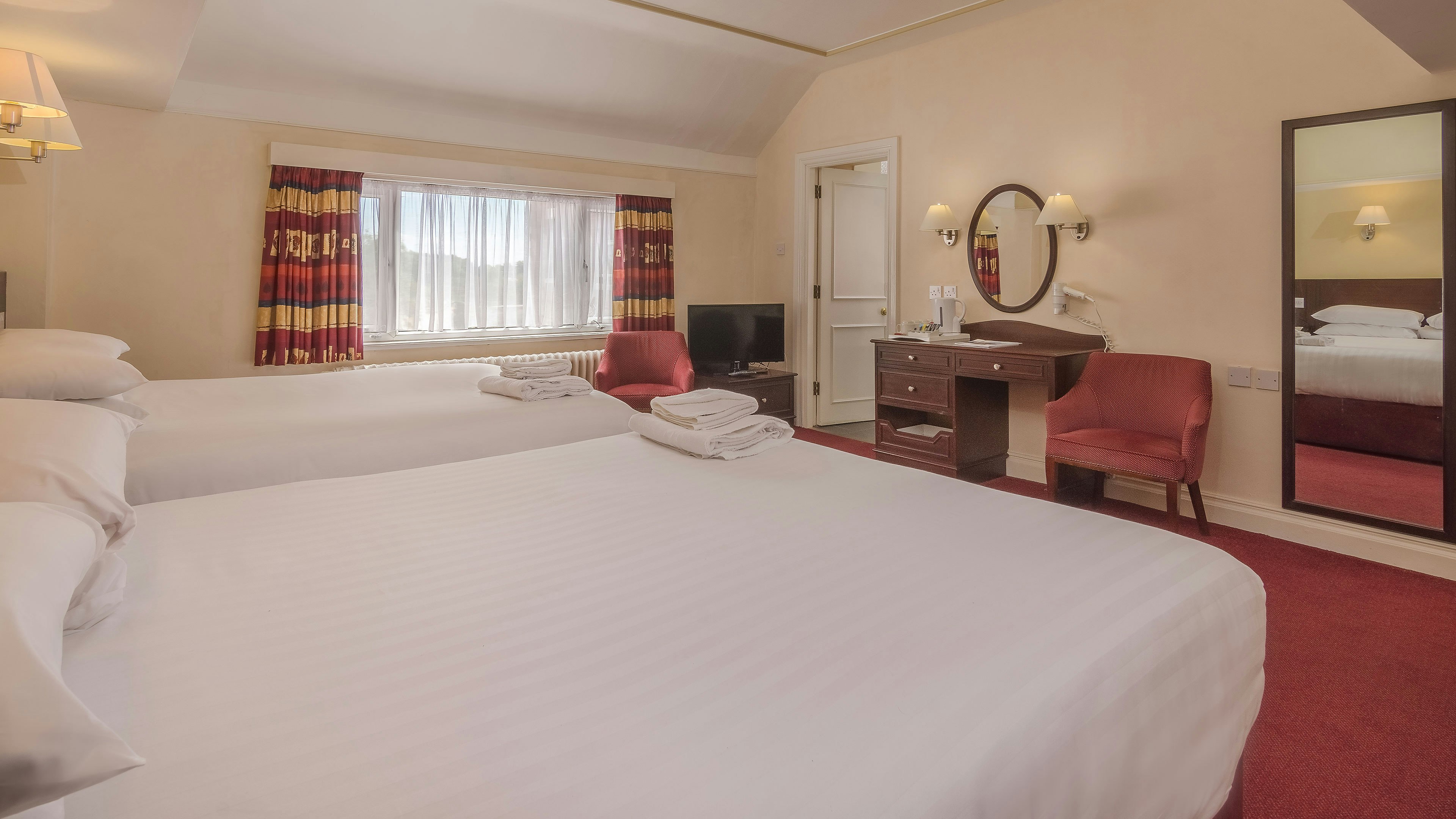 Belvilla Crewe Arms Hotel 7/50