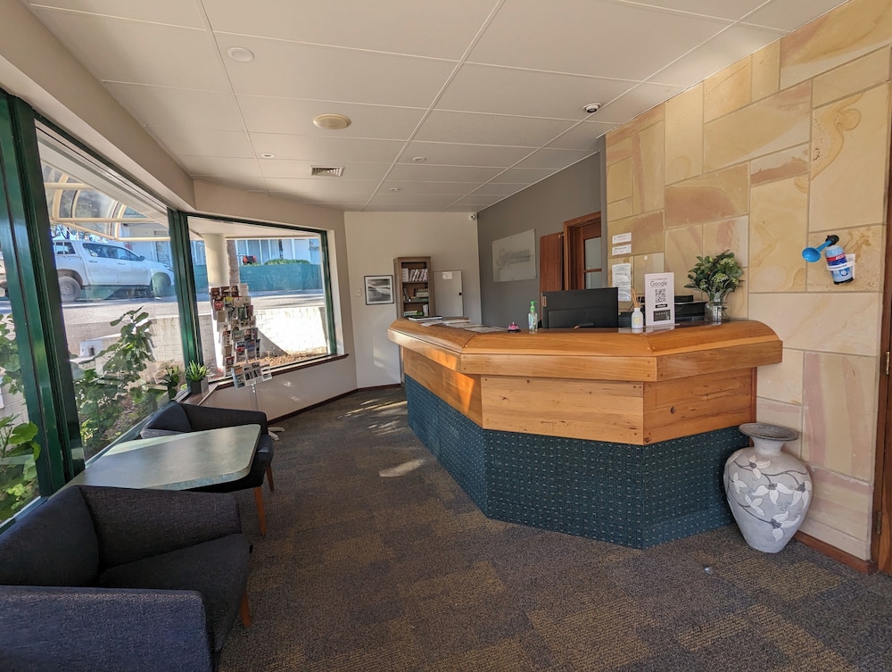GLOUCESTER MOTEL 6/31