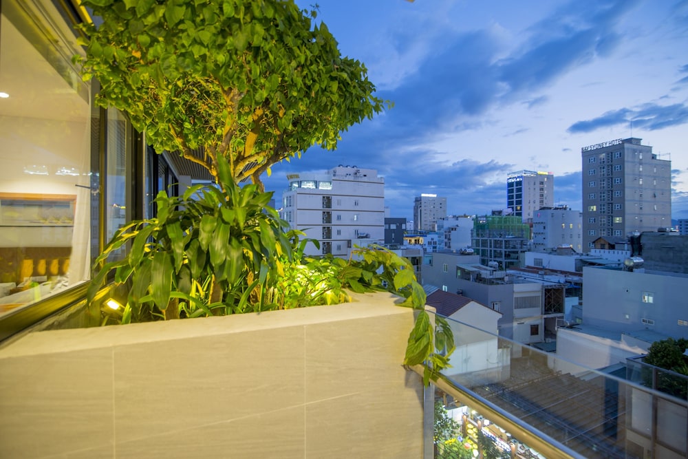 Soho Boutique Da Nang Hotel 58/61