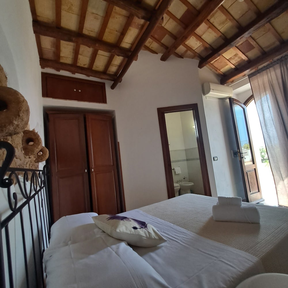Baglio Cofano Rooms And Relax 5/39