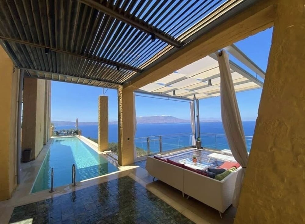 Ravdoucha Epavlis - Villa Athina 15/50