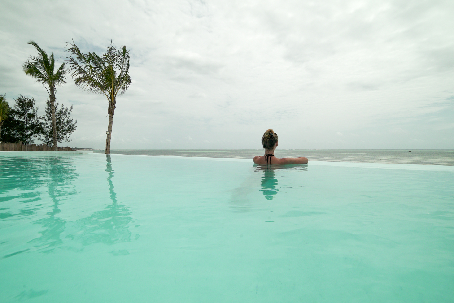 Zanbluu Beach Hotel 33/40