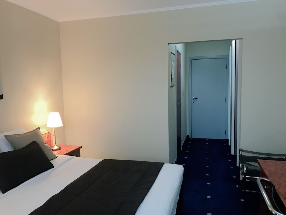 Park Hotel Airport 16/46
