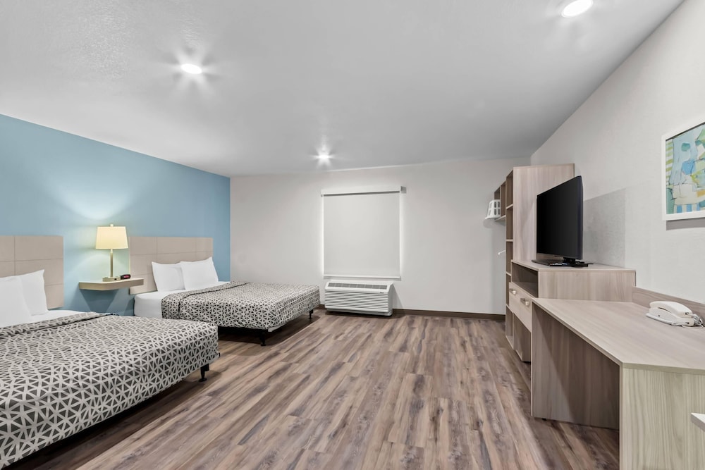 WoodSpring Suites Gilbert - Mesa Gateway Airport 17/41