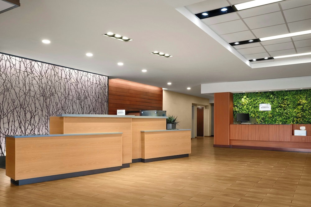 Fairfield Inn Suites By Marriott Chesapeake Suffolk 7/52