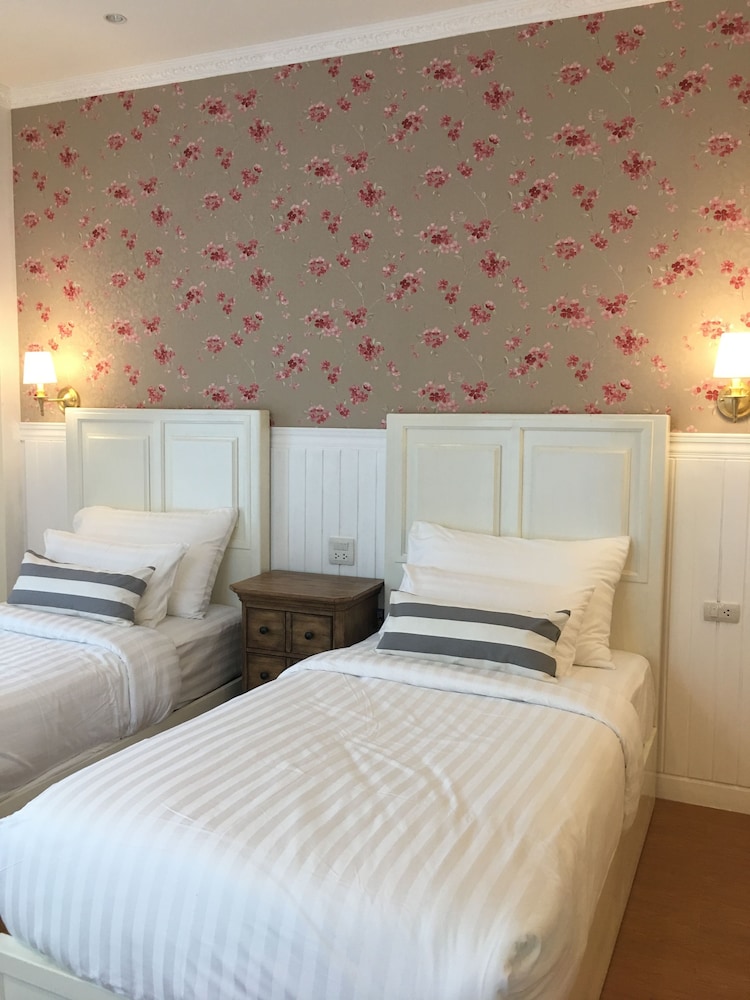 Nai Suan Bed And Breakfast 13/69