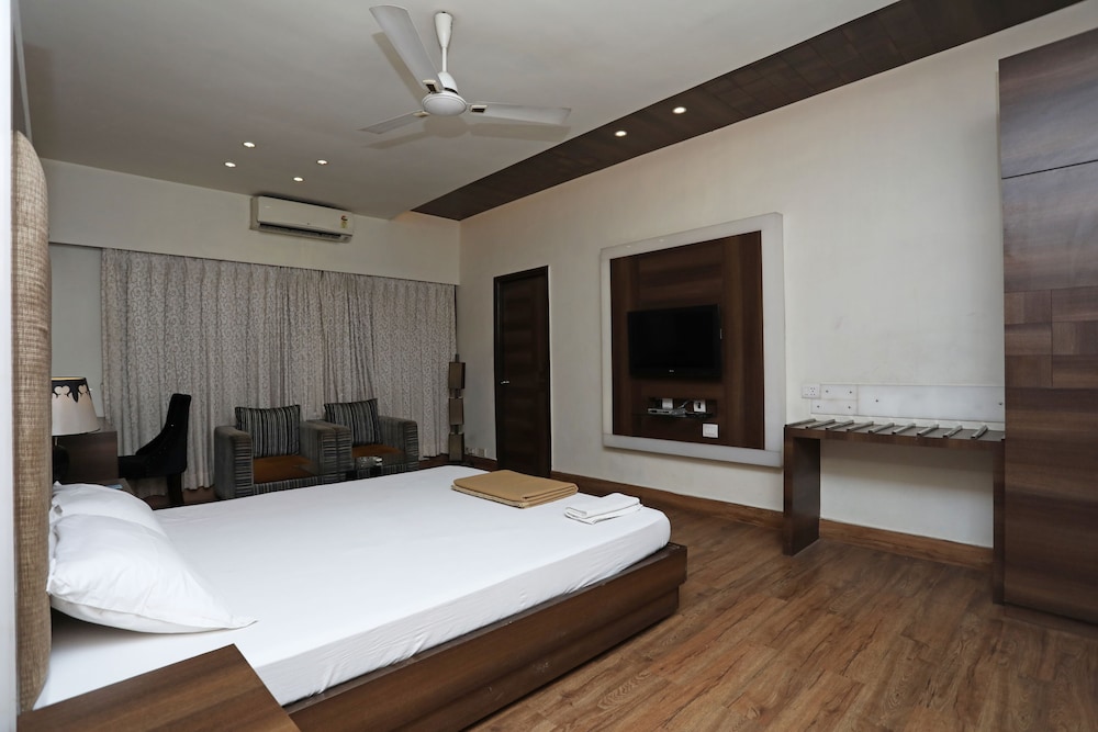 Hotel Rushabh Home 21/48