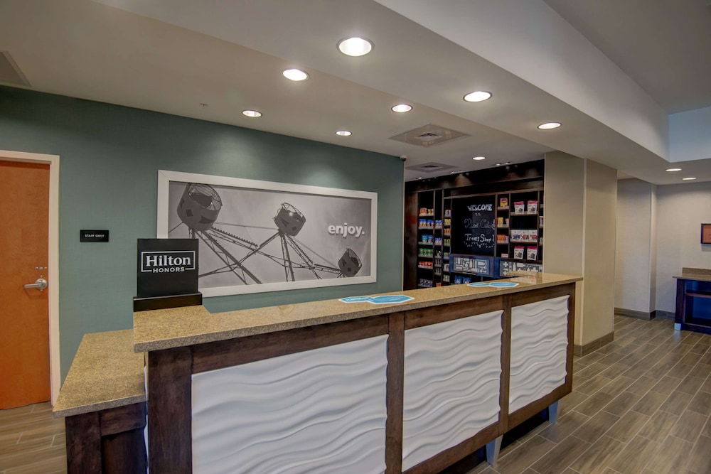 Hampton Inn Plant City 7/45