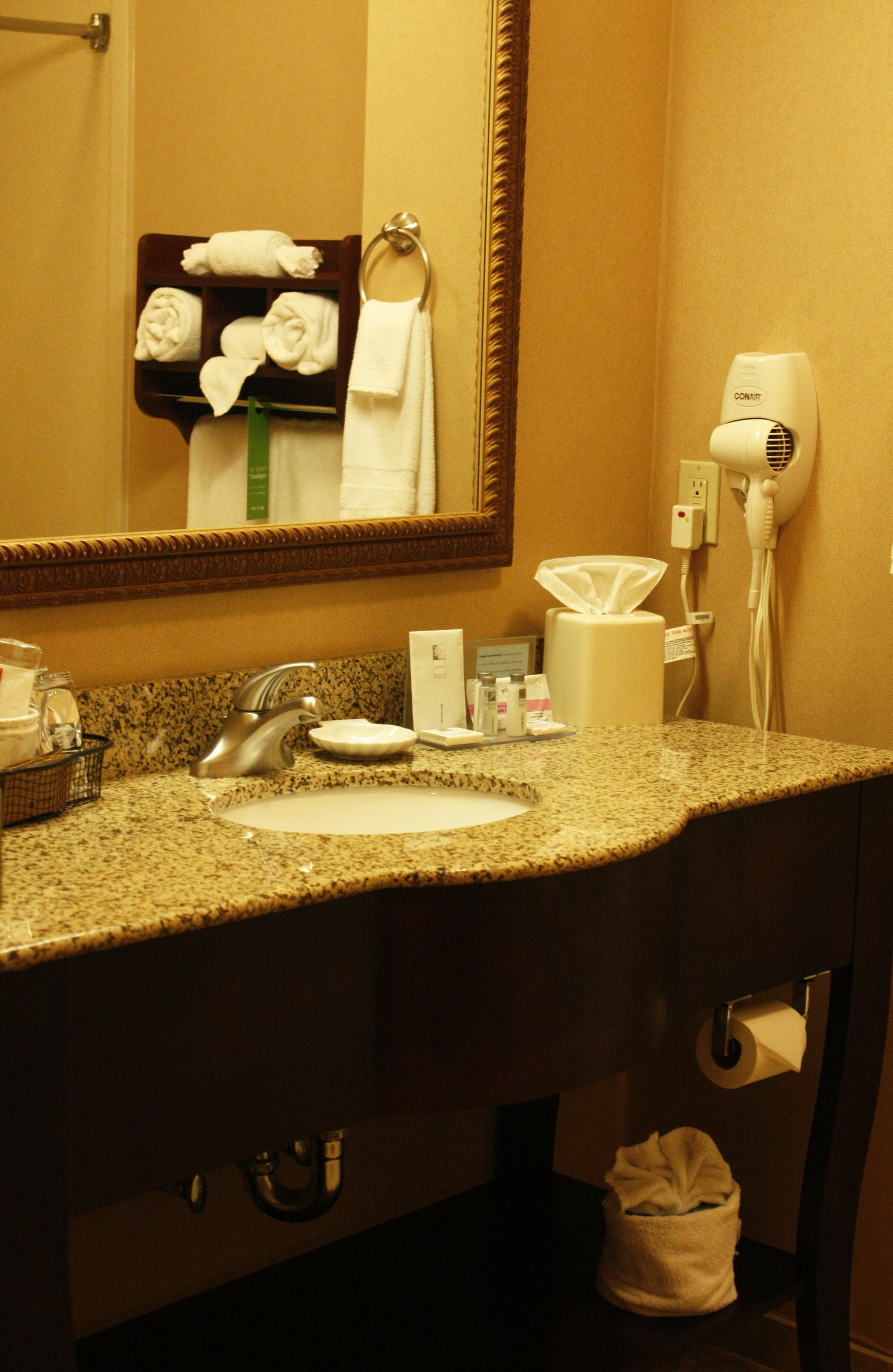 Hampton Inn Auburn 13/13