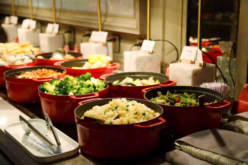 Movenpick by Accor Shanghai Peoples Square Hotel 45/63