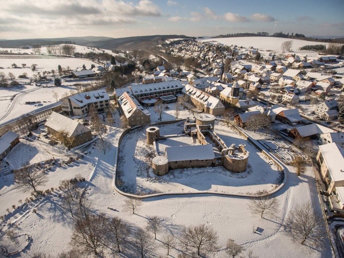 Gobels Schlosshotel Prinz von Hessen 11/12