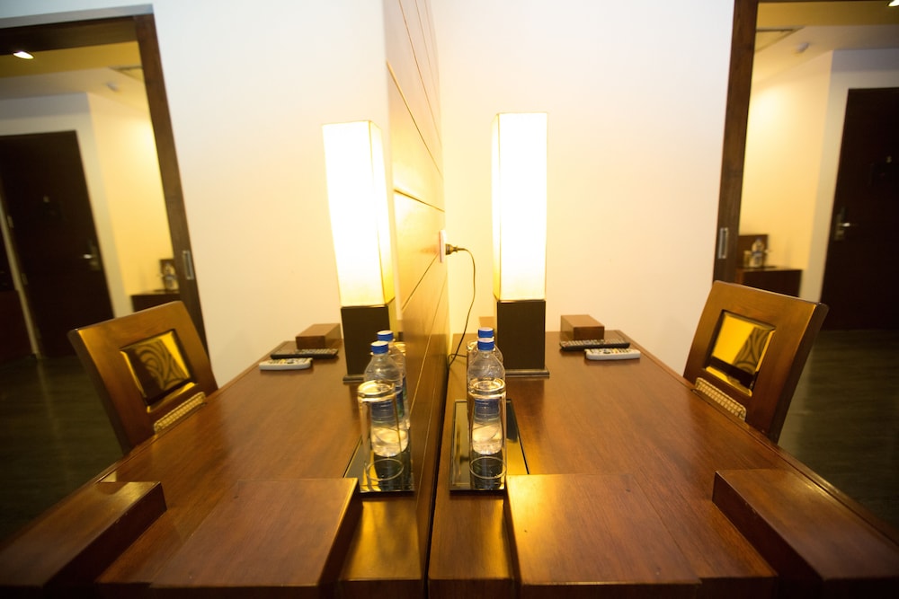 Icon A Boutique Hotel 40/42