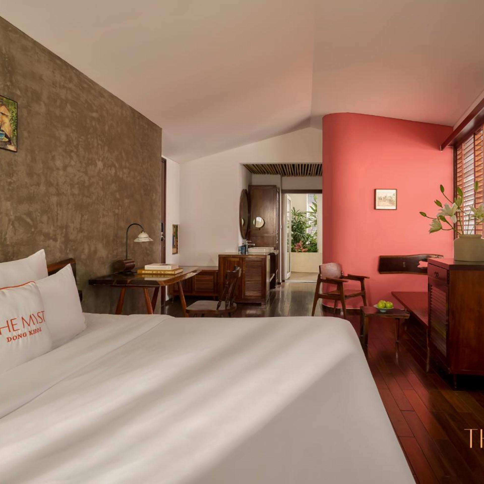 Signature, Saigon, Suite, Balcony